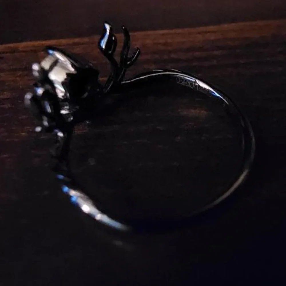 Fragrant Jewels Wicked Fairy Ring - Picture 5 of 6